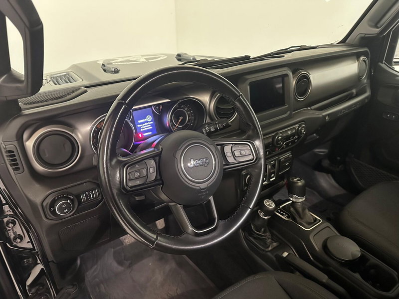 Jeep Wrangler usata a Novara (8)