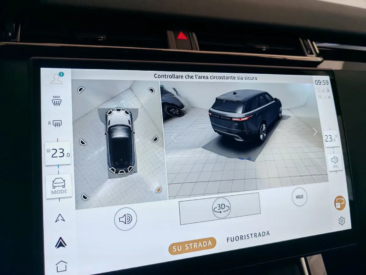 Land Rover Range Rover Velar usata a Novara (11)