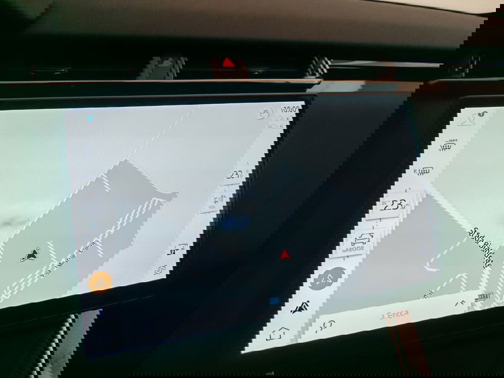 Land Rover Range Rover Velar usata a Novara (12)