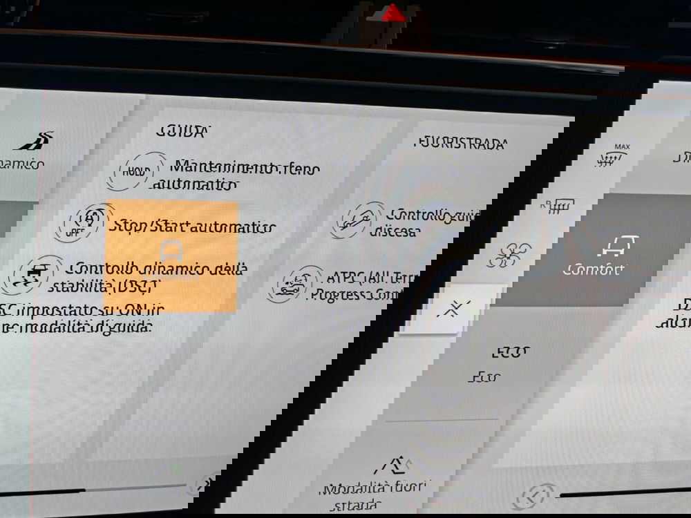 Land Rover Range Rover Velar usata a Novara (14)