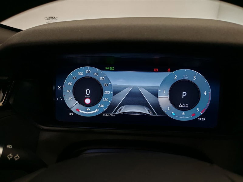 Land Rover Range Rover Velar usata a Novara (15)