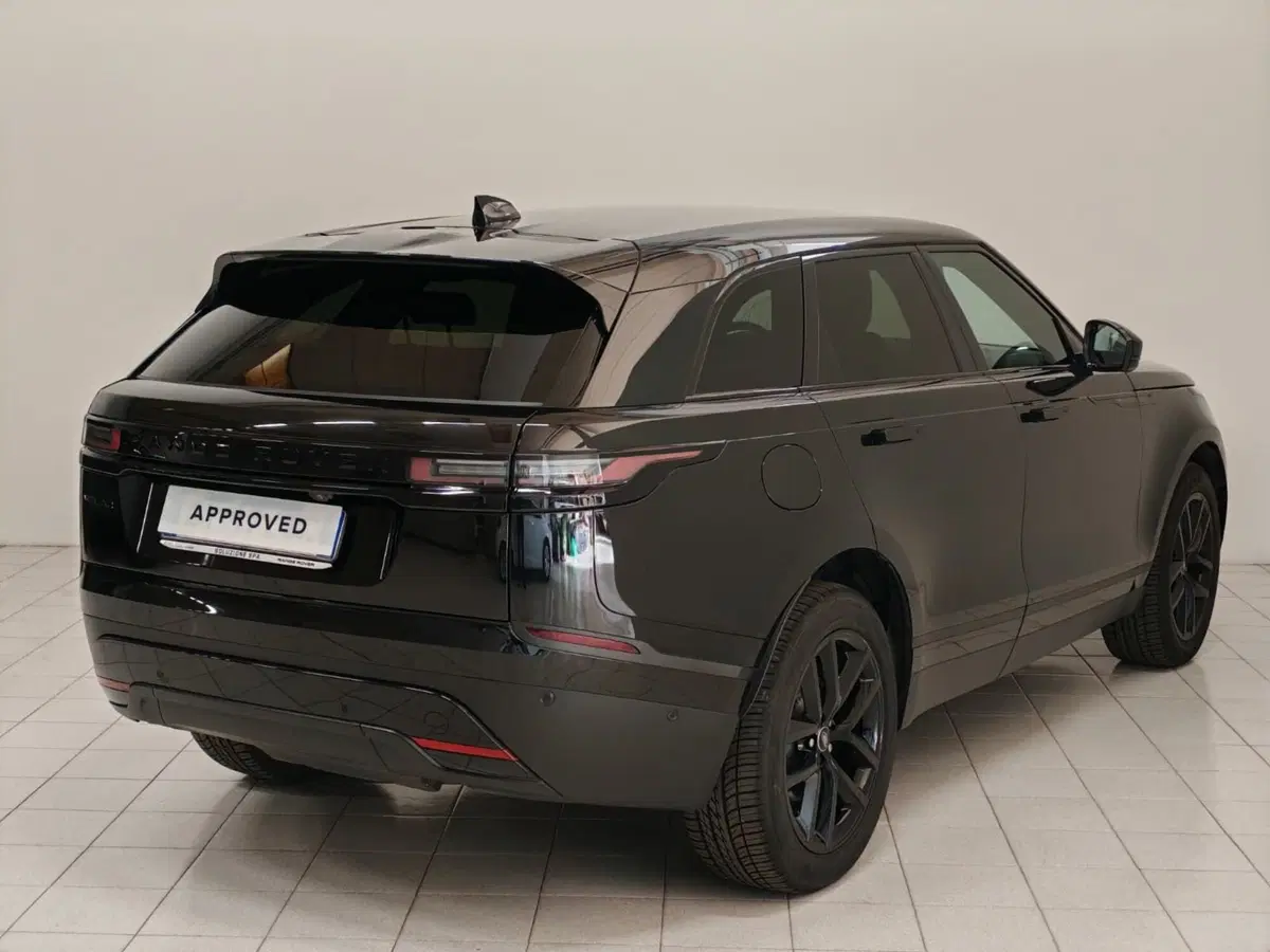 Land Rover Range Rover Velar usata a Novara (2)