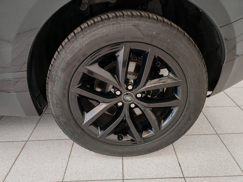 Land Rover Range Rover Velar usata a Novara (9)