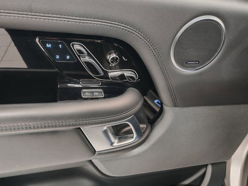 Land Rover Range Rover usata a Novara (12)