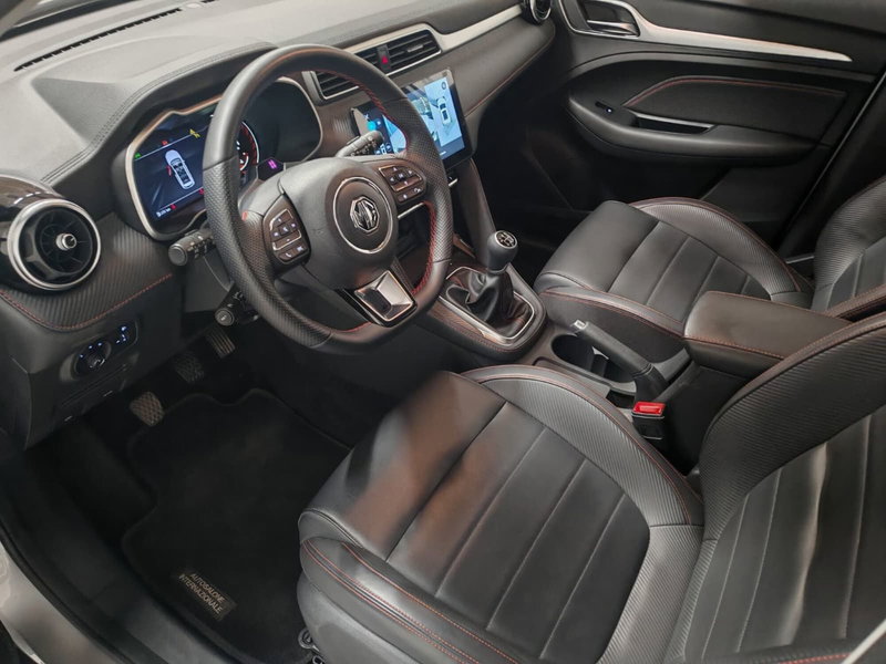 Mg ZS usata a Novara (11)