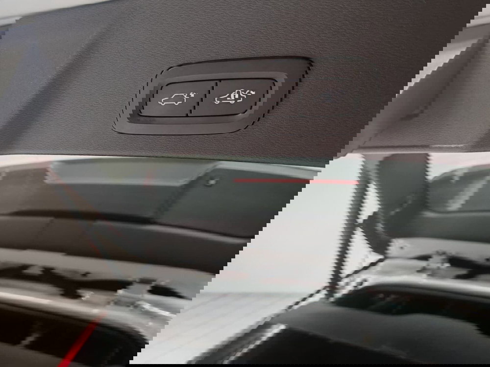 Volvo XC40 usata a Novara (17)