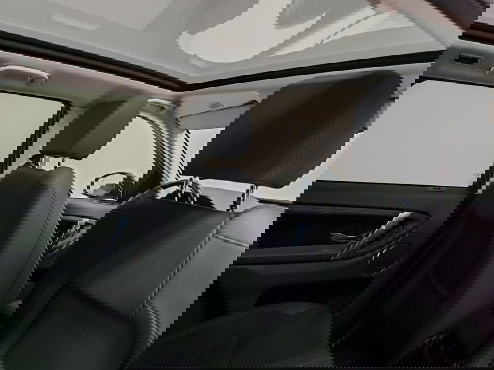 Land Rover Discovery Sport usata a Novara (10)