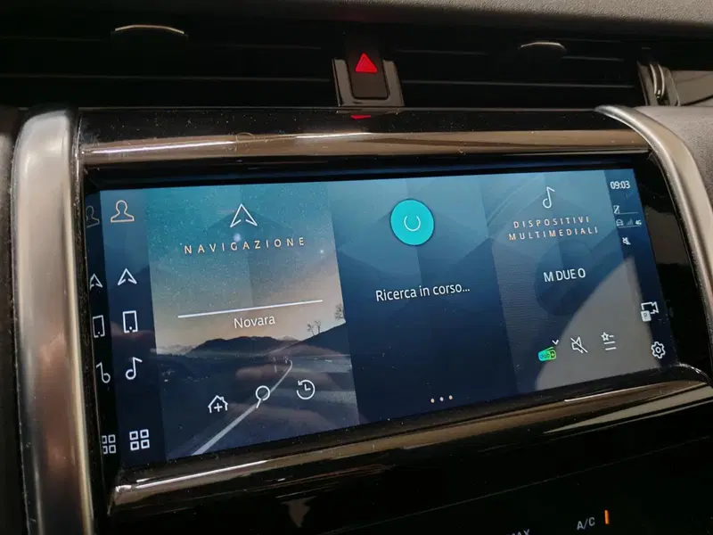 Land Rover Discovery Sport usata a Novara (12)