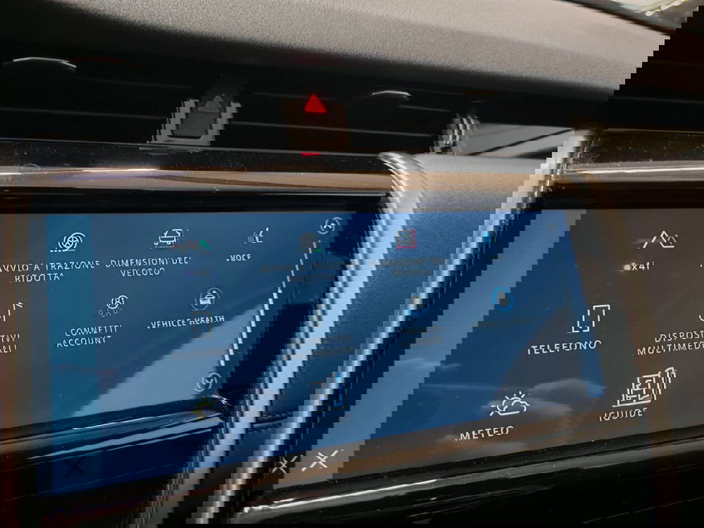 Land Rover Discovery Sport usata a Novara (16)