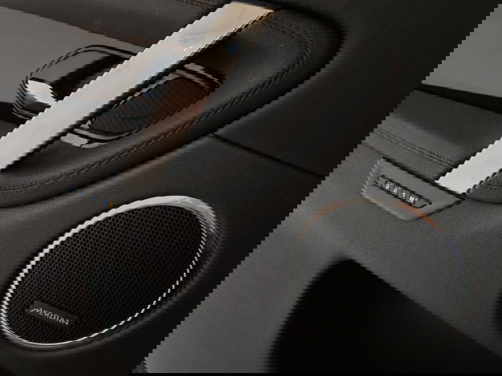 Land Rover Discovery Sport usata a Novara (18)