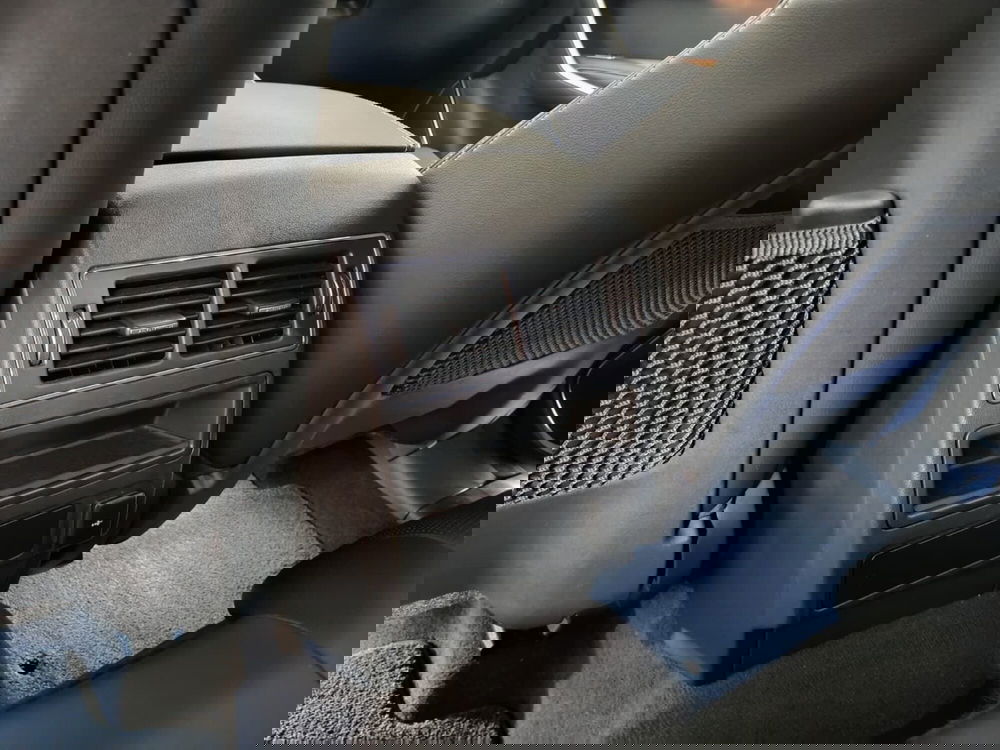 Jaguar F-Pace usata a Novara (16)