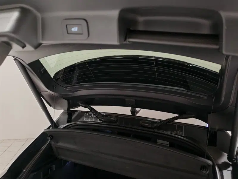 Jaguar F-Pace usata a Novara (17)