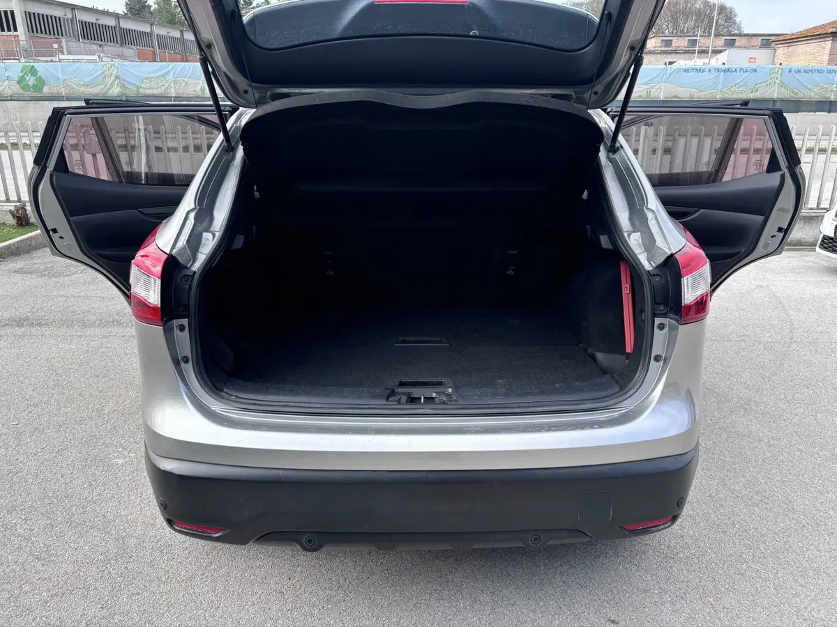 Nissan Qashqai usata a Ancona (11)