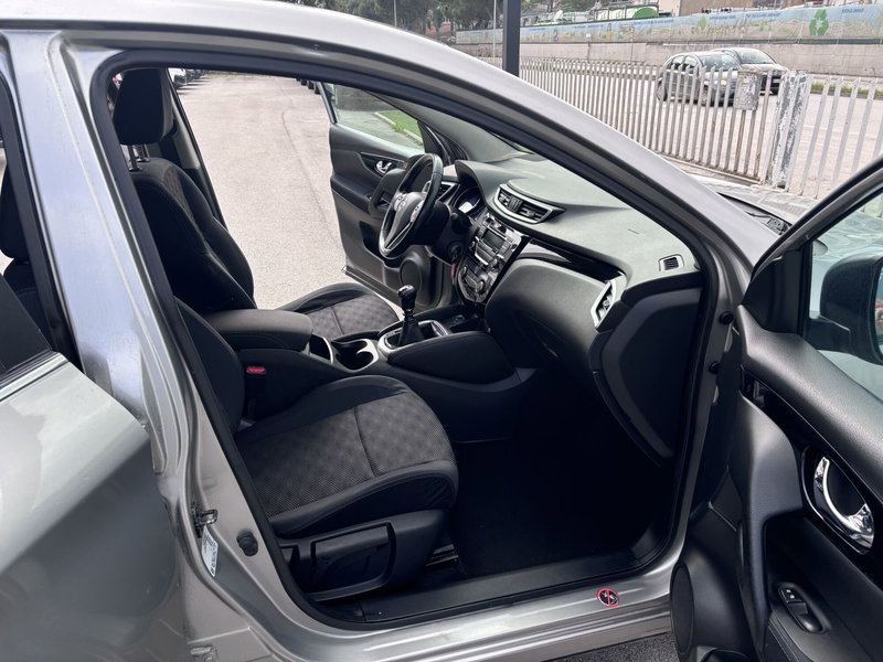 Nissan Qashqai usata a Ancona (13)