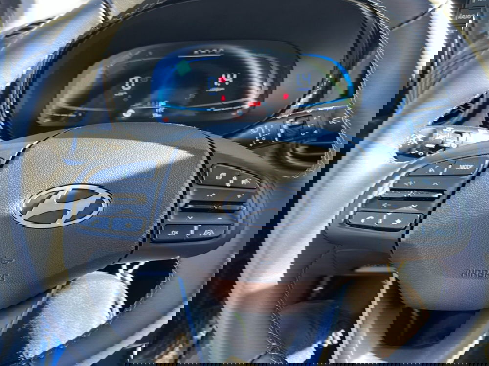 Hyundai i10 nuova a Latina (14)