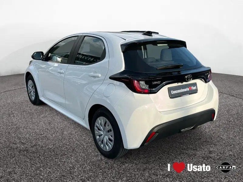 Toyota Yaris nuova a Roma (4)