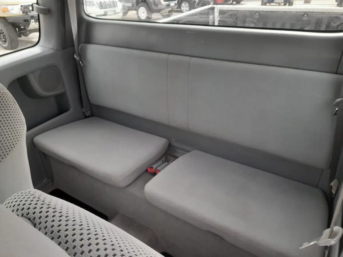 Toyota Hilux usata a L'Aquila (12)