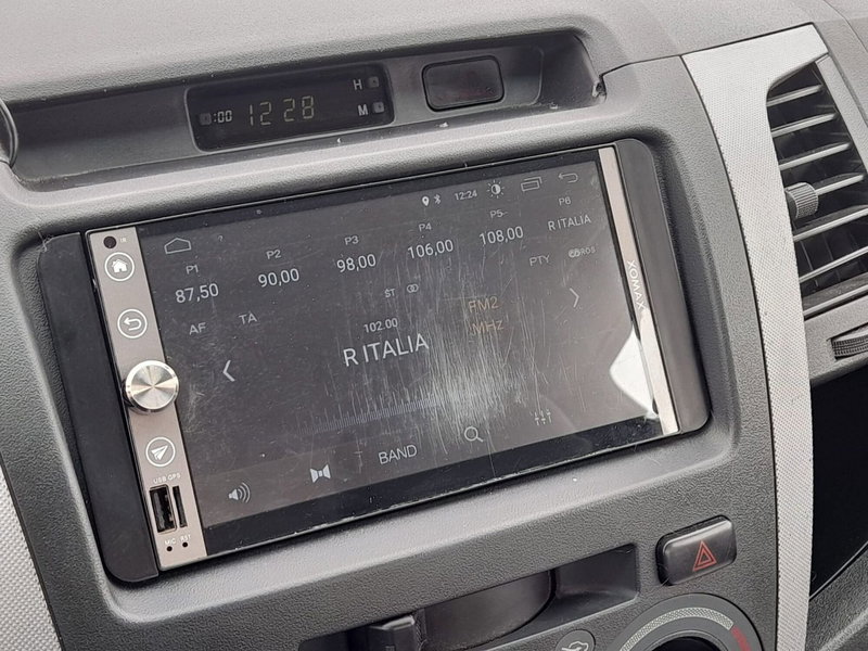 Toyota Hilux usata a L'Aquila (15)