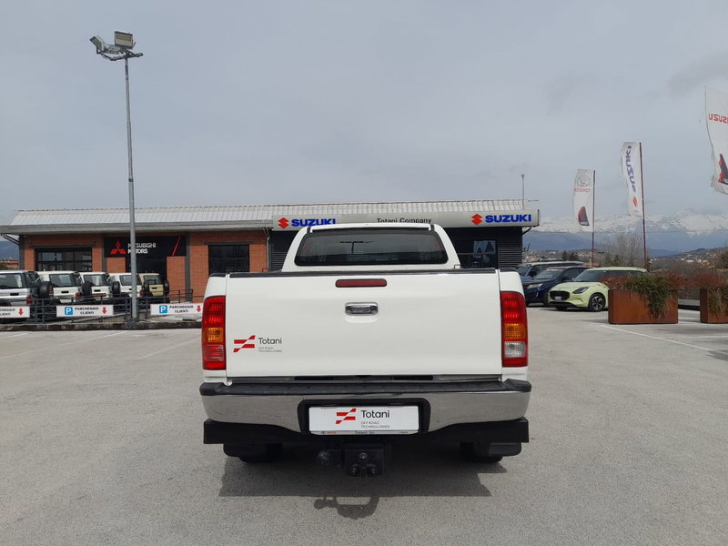 Toyota Hilux usata a L'Aquila (17)