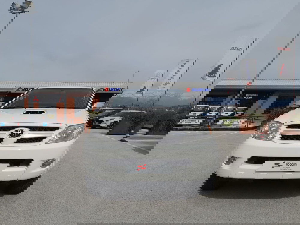 Toyota Hilux usata a L'Aquila (2)