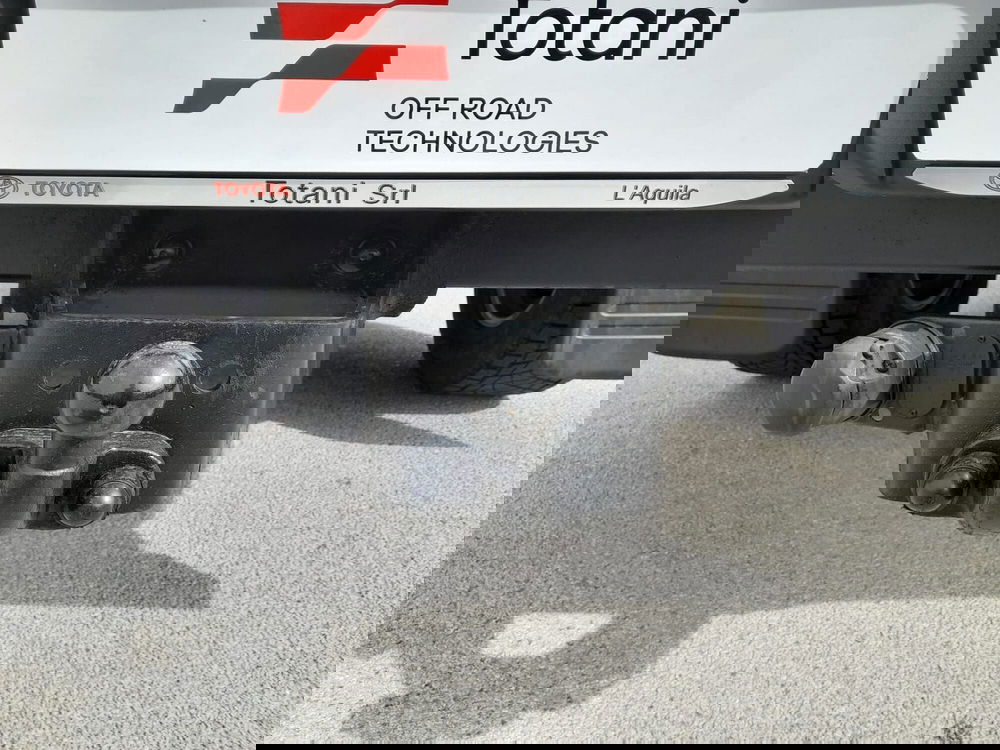 Toyota Hilux usata a L'Aquila (6)