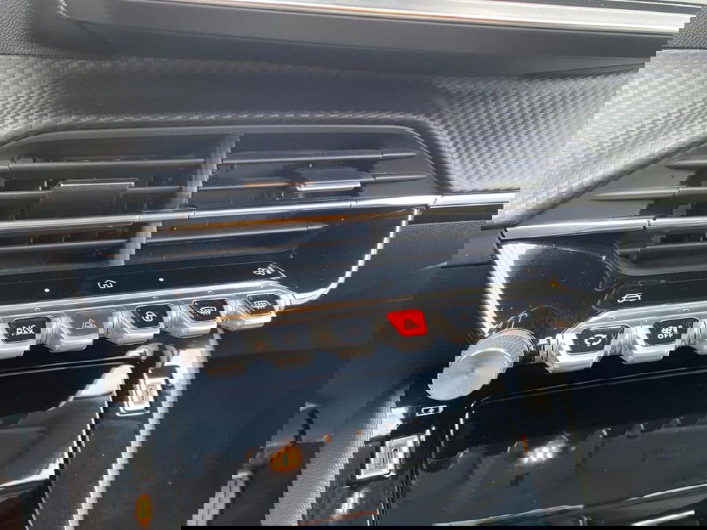 Peugeot 208 usata a Milano (16)