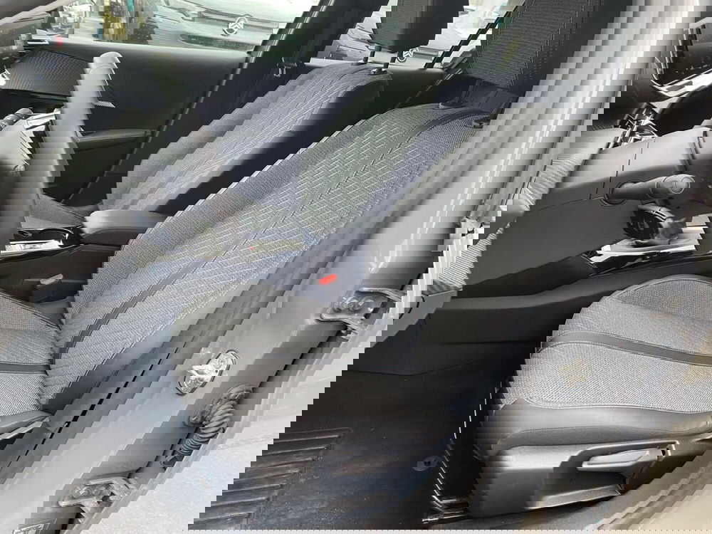 Peugeot 208 usata a Milano (8)
