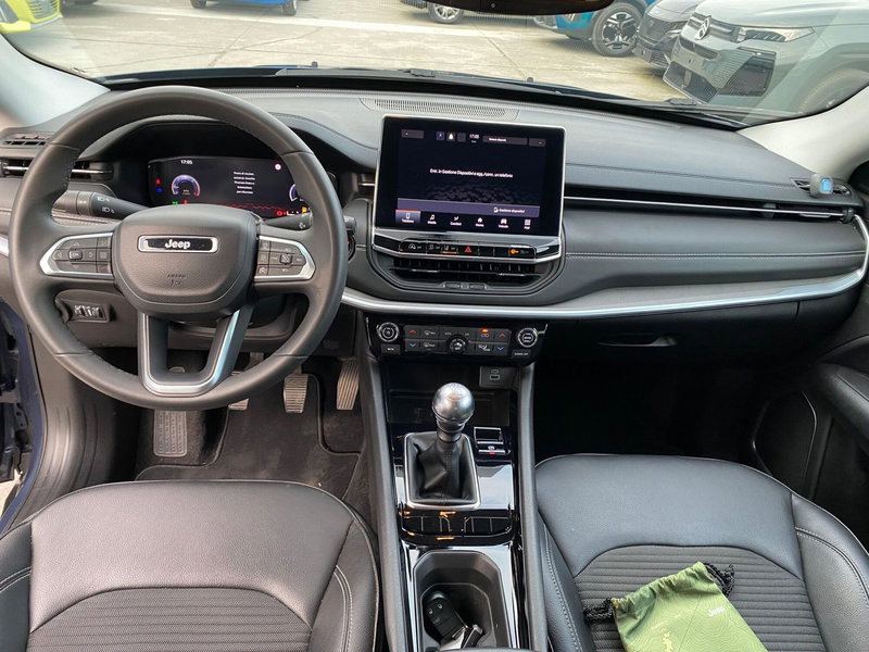 Jeep Compass usata a Milano (12)
