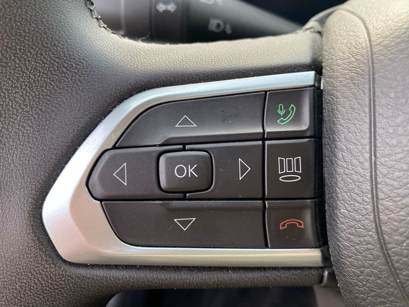 Jeep Compass usata a Milano (17)