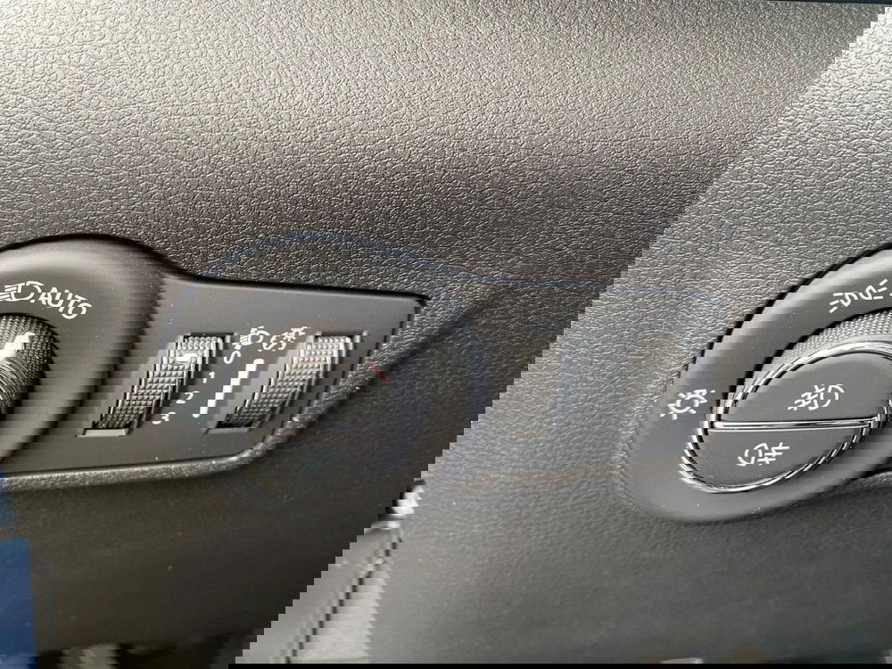 Jeep Compass usata a Milano (20)