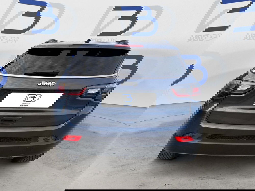 Jeep Compass usata a Milano (4)