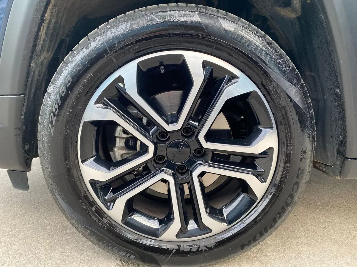 Jeep Compass usata a Milano (9)