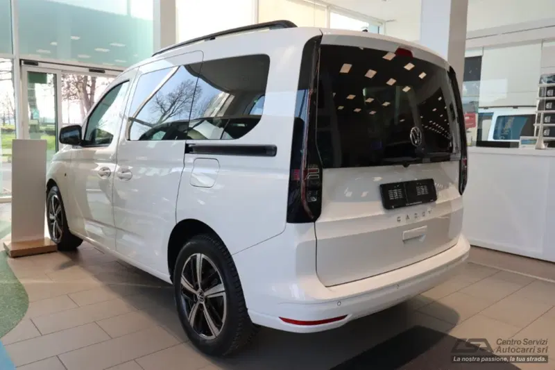 Volkswagen Caddy nuova a Bologna (4)