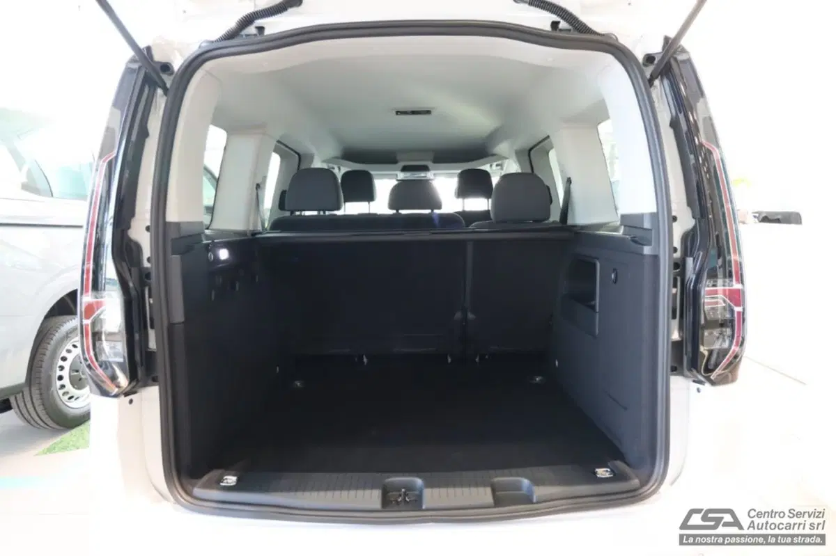 Volkswagen Caddy nuova a Bologna (5)