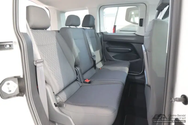 Volkswagen Caddy nuova a Bologna (6)