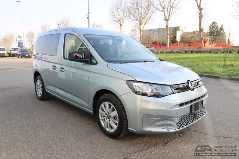 Volkswagen Caddy nuova a Bologna (3)