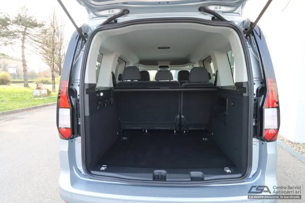 Volkswagen Caddy nuova a Bologna (6)
