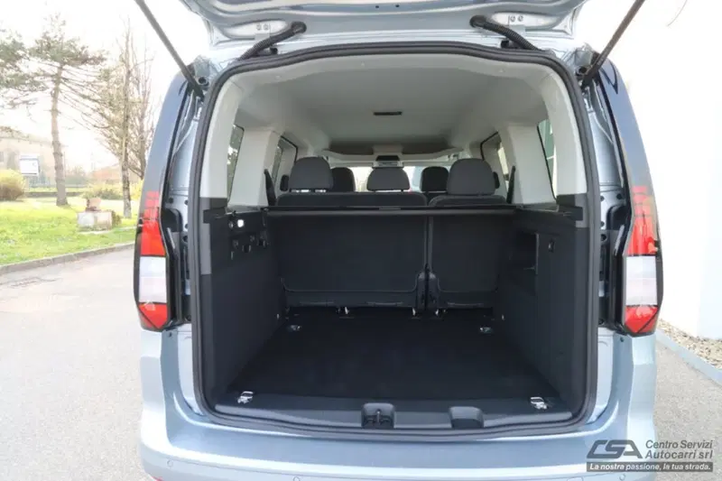Volkswagen Caddy nuova a Bologna (6)