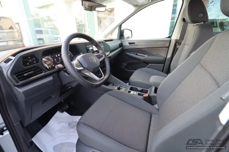 Volkswagen Caddy nuova a Bologna (8)