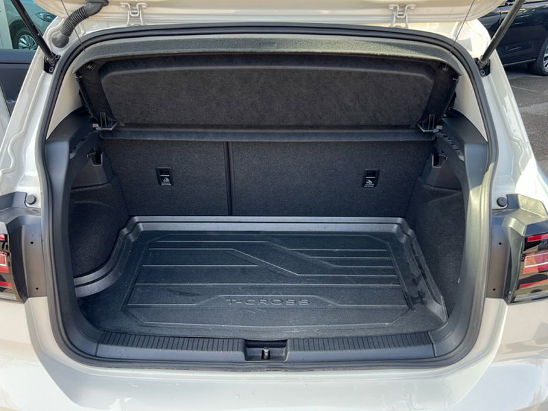 Volkswagen T-Cross usata a Siena (10)
