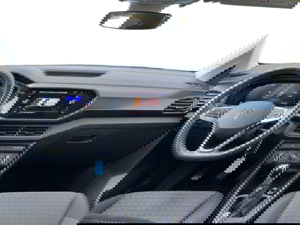 Volkswagen T-Cross usata a Siena (13)