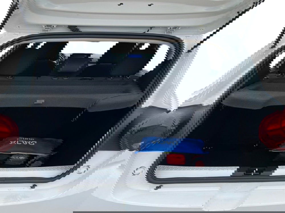 Dacia Sandero usata a Roma (10)