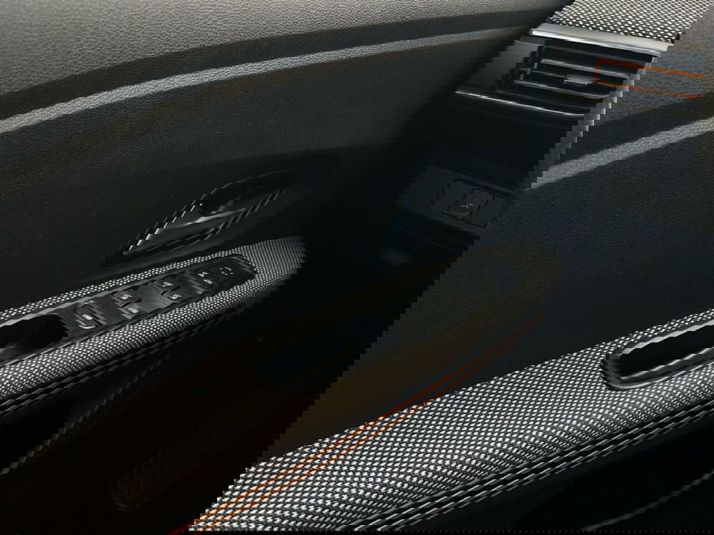 Dacia Sandero usata a Roma (13)