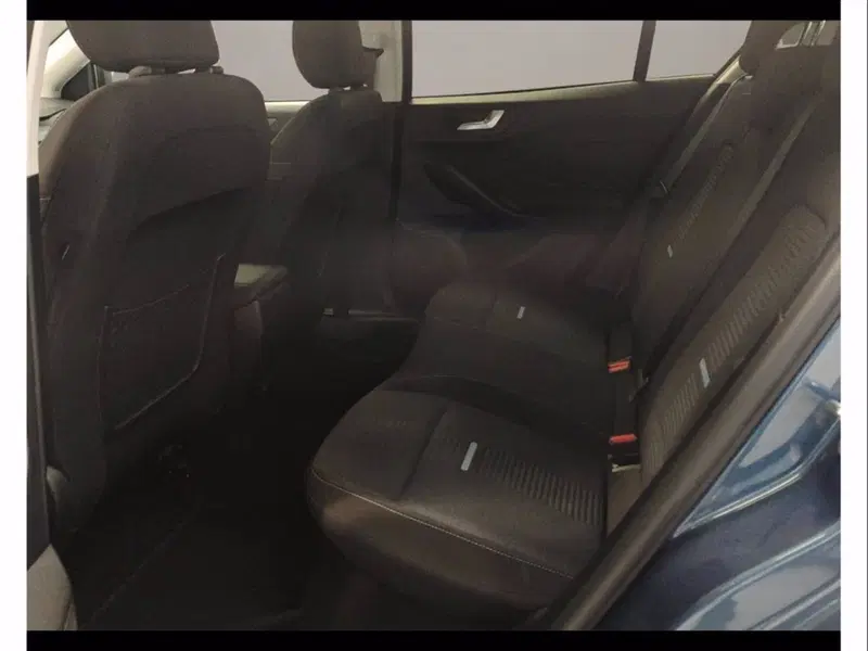 Ford Focus Station Wagon usata a Catania (11)