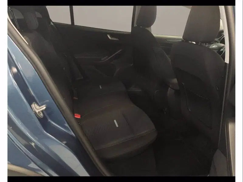 Ford Focus Station Wagon usata a Catania (13)