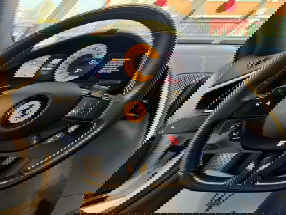 Ferrari Roma Spider usata a Torino (8)