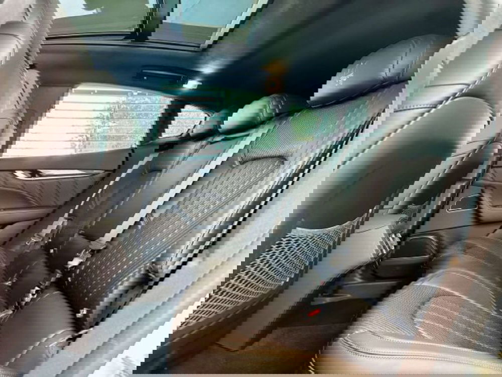 Maserati Levante usata a Torino (11)