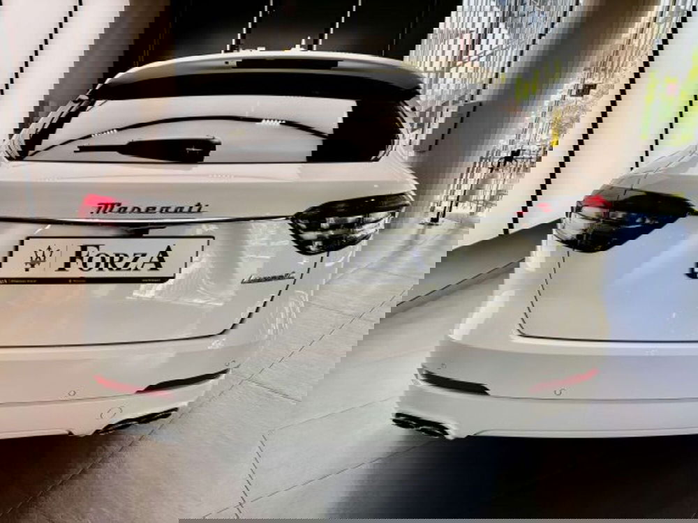 Maserati Levante usata a Torino (7)