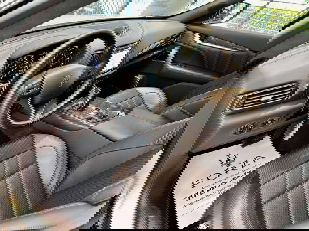 Maserati Levante usata a Torino (9)