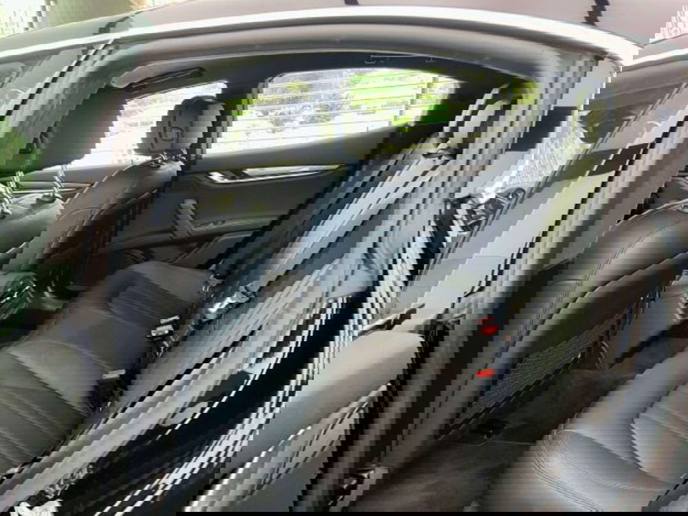 Maserati Ghibli usata a Torino (11)